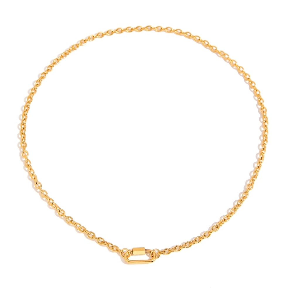 Elegant Gold Chain Necklace
